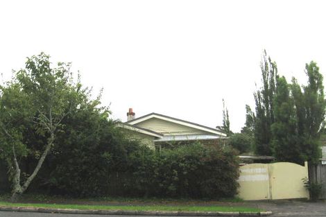 Photo of property in 3/57 Woodglen Road, Glen Eden, Auckland, 0602