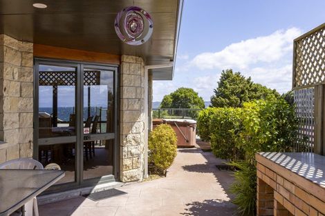Photo of property in 6 Maniapoto Grove, Waipahihi, Taupo, 3330