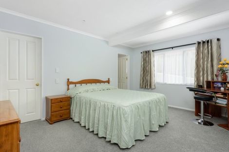 Photo of property in 16 Sterling Gate Drive, Bethlehem, Tauranga, 3110