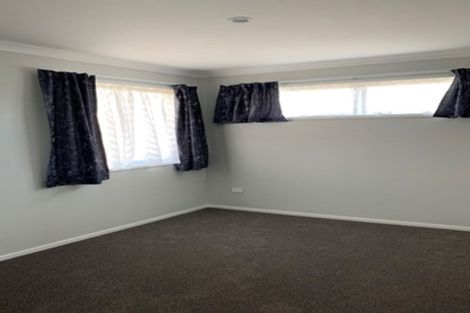 Photo of property in 2 Naho Place, Meremere, Mercer, 2474