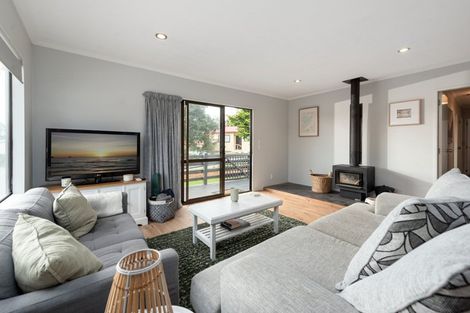 Photo of property in 14b Pokapu Place, Bethlehem, Tauranga, 3110