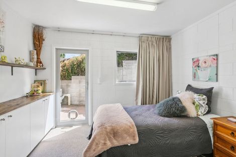 Photo of property in 117 Poplar Grove, Whalers Gate, New Plymouth, 4310