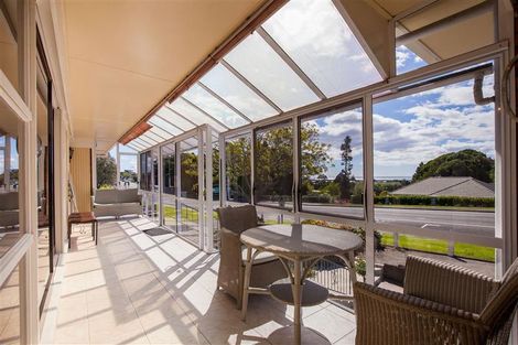 Photo of property in 383 Devon Street West, Lynmouth, New Plymouth, 4310