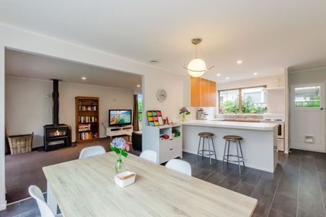 Photo of property in 7 Waikare Road, Raumati Beach, Paraparaumu, 5032