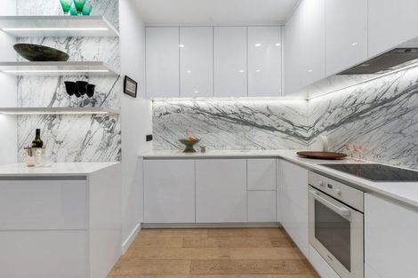 Photo of property in 10/4 Campbell Road, Takapuna, Auckland, 0622