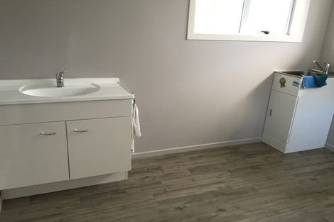 Photo of property in 1 Northolt Road, Fairview Downs, Hamilton, 3214