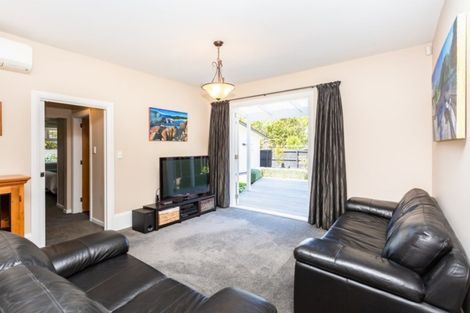 Photo of property in 32 Bowenvale Avenue, Cashmere, Christchurch, 8022