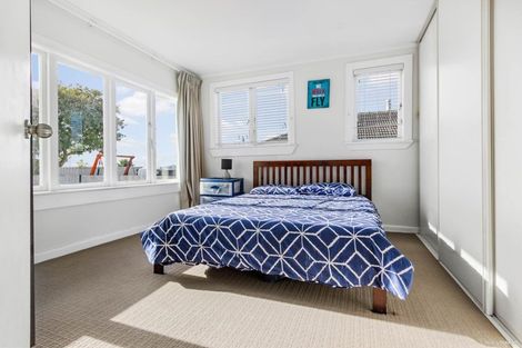 Photo of property in 237 Sturges Road, Henderson, Auckland, 0612