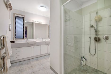 Photo of property in 49 Chesterfield Way, Orewa, 0931