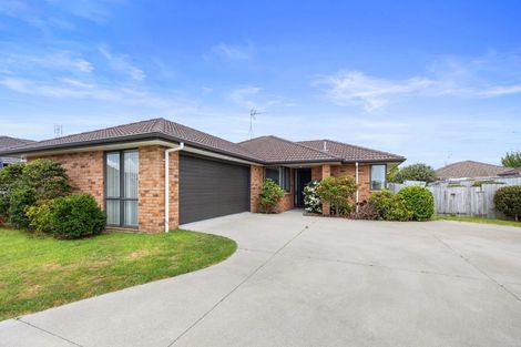 Photo of property in 80 Carrington Drive, Papamoa Beach, Papamoa, 3118