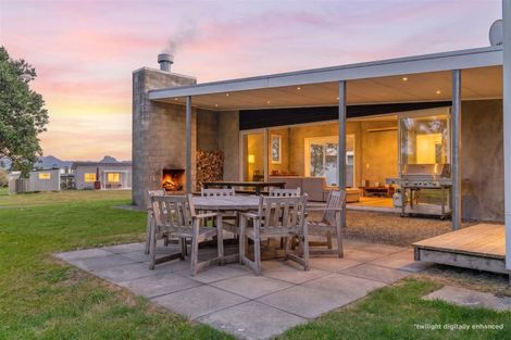 Photo of property in 111 Kauri Crescent, Matarangi, Whitianga, 3592