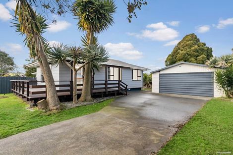 Photo of property in 2/42 Sutton Crescent, Papakura, 2110