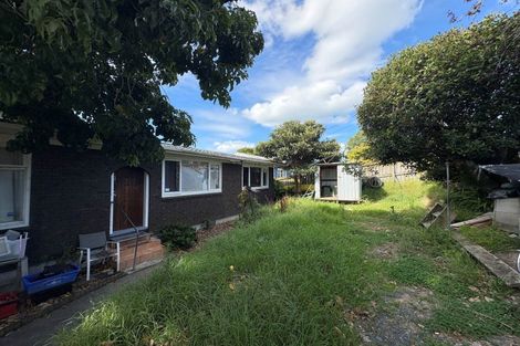Photo of property in 19 Sherwood Avenue, Te Atatu South, Auckland, 0610