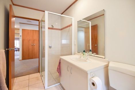 Photo of property in 12 Forest Place, Lynmore, Rotorua, 3010