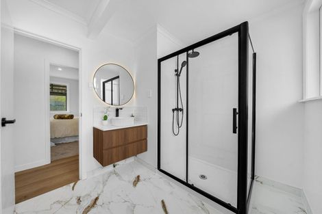 Photo of property in 1/20 Sarajevo Place, Massey, Auckland, 0614