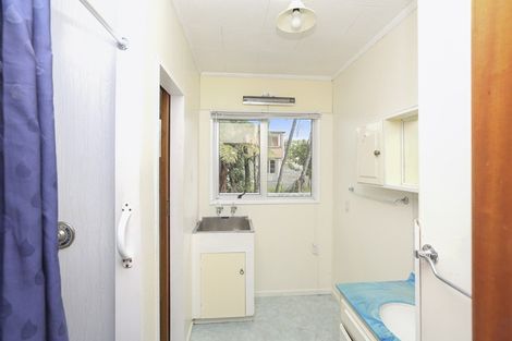 Photo of property in 52b Woodleigh Street, Frankleigh Park, New Plymouth, 4310