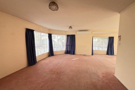 Photo of property in 35b Grays Road, Camborne, Porirua, 5026