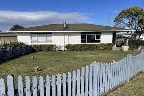 Photo of property in 10b Churchill Terrace, Waiuku, 2123
