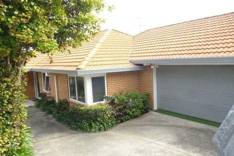 Photo of property in 2/15 Mccahill Views, Botany Downs, Auckland, 2010