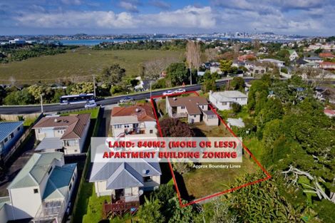 Photo of property in 62 College Road, Northcote, Auckland, 0627