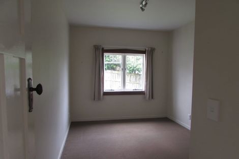 Photo of property in 35 Clayburn Road, Glen Eden, Auckland, 0602