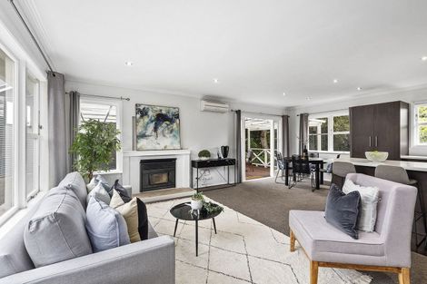 Photo of property in 9 Mascot Street, Tawa, Wellington, 5028