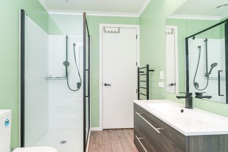 Photo of property in 6 Monterey Drive, Balclutha, 9230