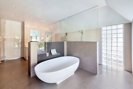 Photo of property in 46 Paritai Drive, Orakei, Auckland, 1071