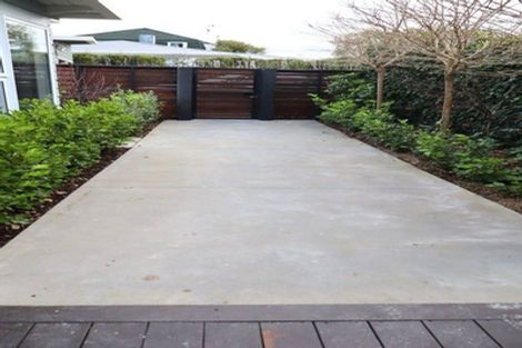 Photo of property in 12 Kukupa Grove, Heretaunga, Upper Hutt, 5018