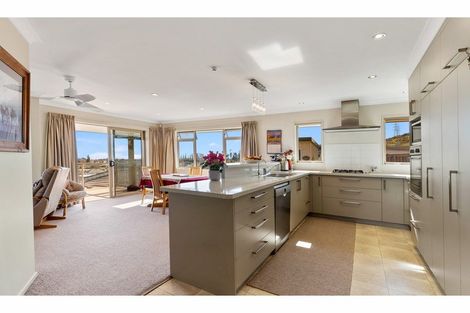 Photo of property in 6 Norfolk Place, Stoke, Nelson, 7011