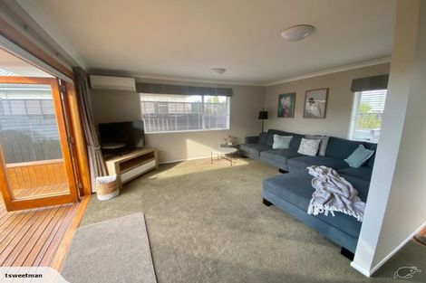 Photo of property in 15 Bernard Street, Avenues, Whangarei, 0110
