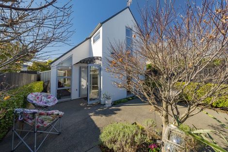 Photo of property in 130 Sherborne Street, St Albans, Christchurch, 8014