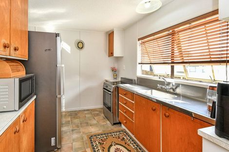 Photo of property in 28 Mcquarrie Avenue, Wattle Downs, Auckland, 2103