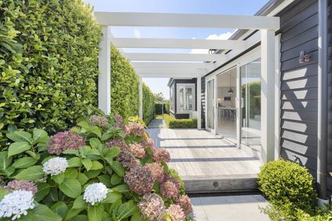 Photo of property in 56 Weatherly Drive, Beachlands, Auckland, 2018