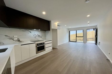 Photo of property in 12b Massine Place, Randwick Park, Auckland, 2105