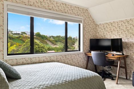 Photo of property in 75 Glenross Street, Glenross, Dunedin, 9011