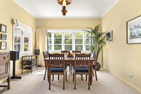 Photo of property in 55 Cashmere Avenue, Khandallah, Wellington, 6035