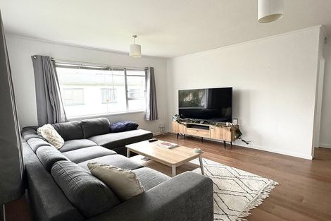 Photo of property in 2/6 Overtoun Terrace, Hataitai, Wellington, 6021