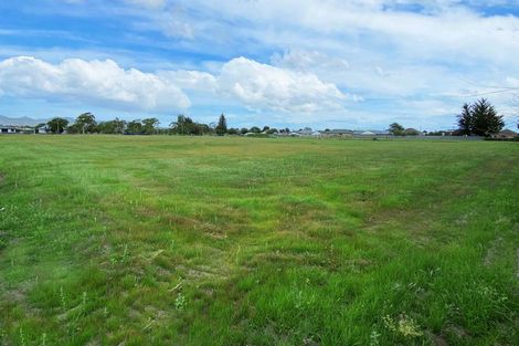 Photo of property in 68 Wattle Drive, New Brighton, Christchurch, 8083