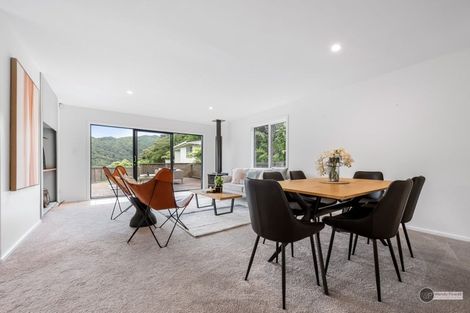 Photo of property in 2/90 Howard Road, Point Howard, Lower Hutt, 5013