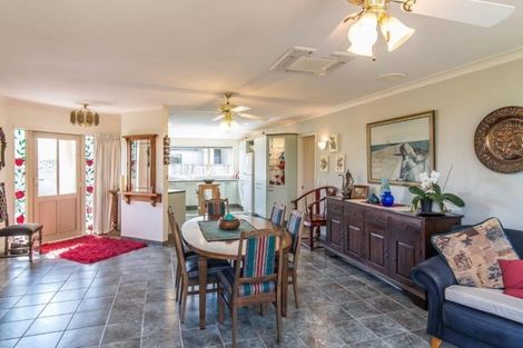 Photo of property in 150 Langdale Avenue, Paraparaumu, 5032