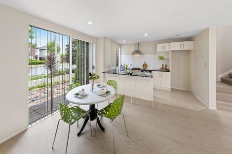 Photo of property in 172 Porchester Road, Takanini, 2112