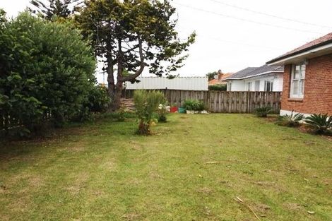 Photo of property in 13 Wintere Road, Papatoetoe, Auckland, 2025