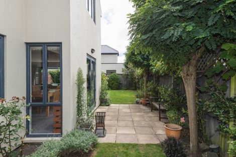 Photo of property in 38 Devonport Lane, St Albans, Christchurch, 8014