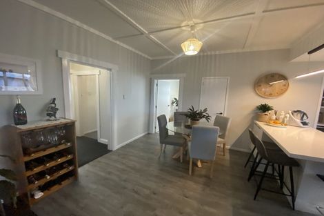 Photo of property in 197 Seaview Road, Westown, New Plymouth, 4310