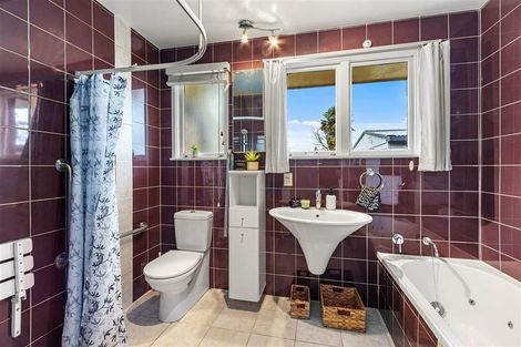 Photo of property in 38 Ivory Street, Rangiora, 7400