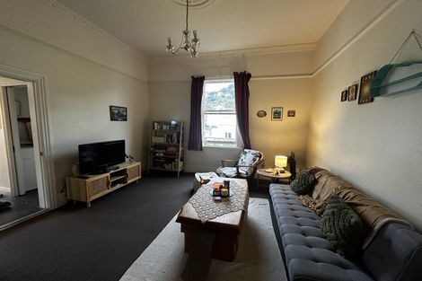 Photo of property in 22 Tamar Street, Island Bay, Wellington, 6023