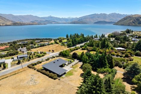 Photo of property in 311 Beacon Point Road, Wanaka, 9305