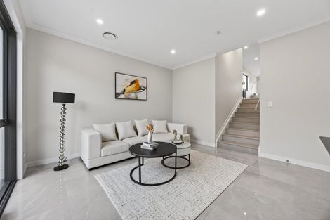 Photo of property in 2 Ballyalton Crescent, Flat Bush, 2019