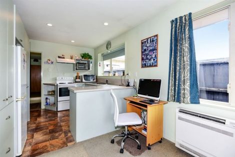 Photo of property in 1/198a Wainoni Road, Avondale, Christchurch, 8061